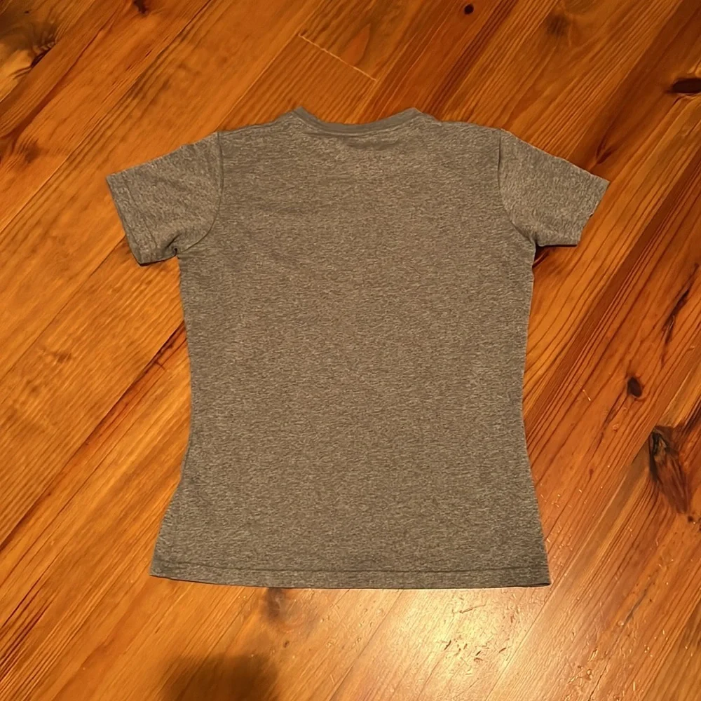 Boy’s Nike Shirt - Picture 4 of 4